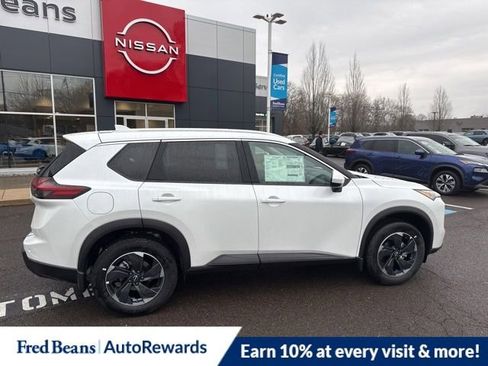 New 2026 Nissan Rogue SV w/ SV Premium Package image 8