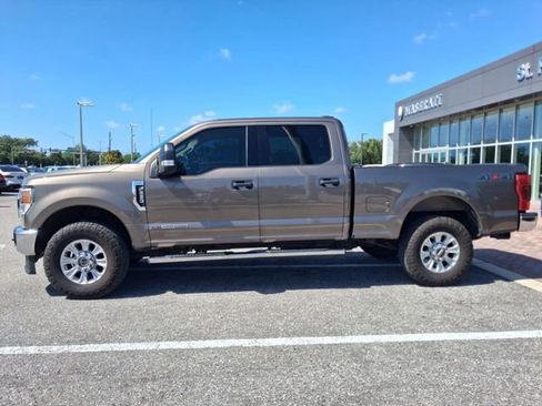 Used 2021 Ford F250 XLT image 4