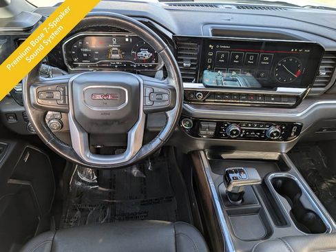 Used 2022 GMC Sierra 1500 SLT image 15