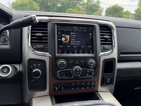 Used 2018 RAM 3500 Laramie AWD/4WD image 26