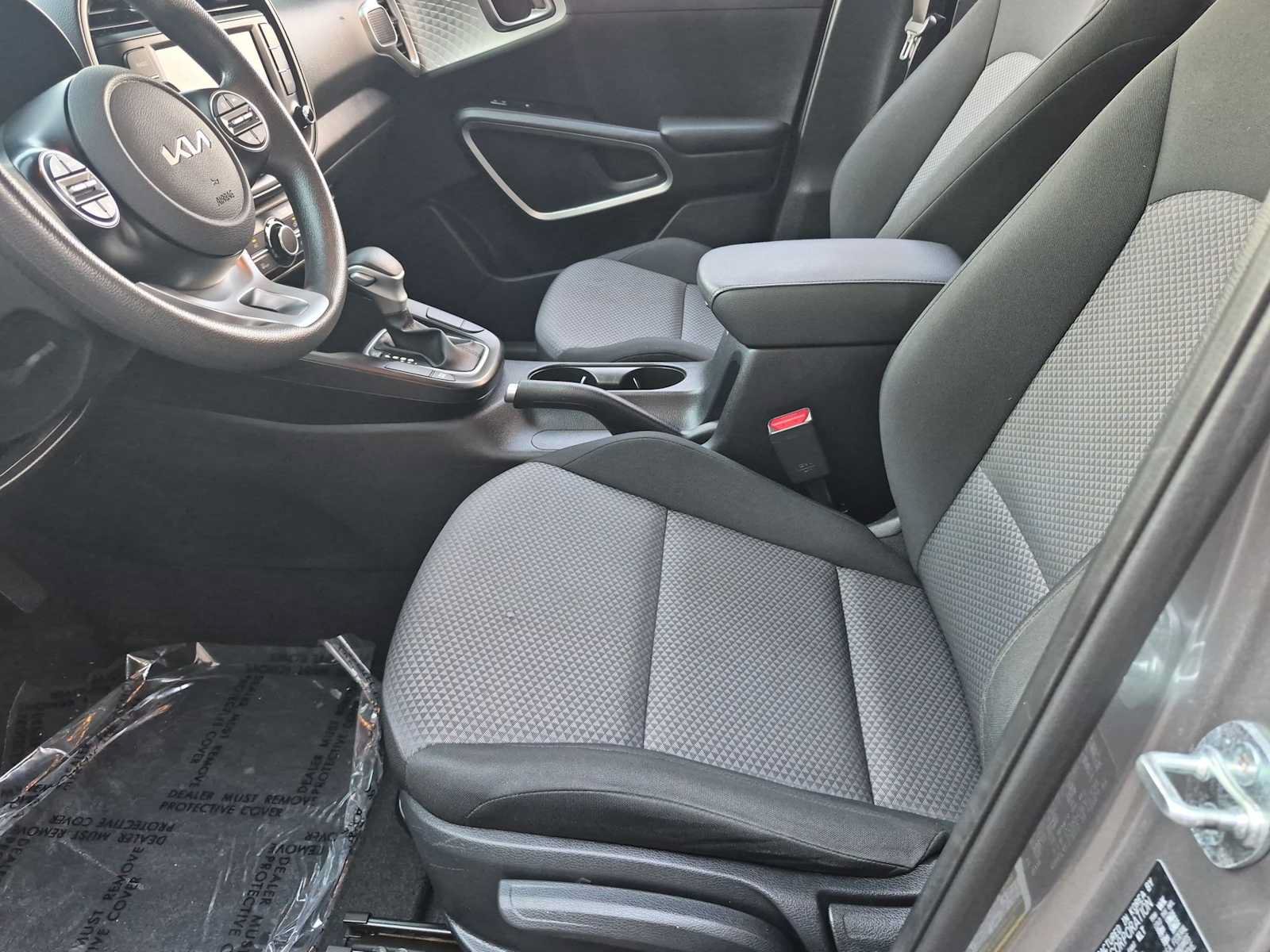 Used 2024 Kia Soul LX w/ Option Group 015 FWD image 16