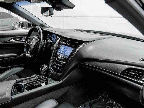 Used 2018 Cadillac CTS V w/ Luxury Package image 19