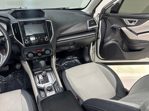 Used 2019 Subaru Forester Premium w/ All-Weather Package AWD/4WD image 26