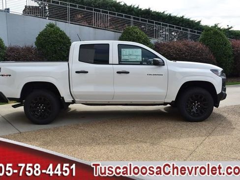 New 2026 Chevrolet Colorado W/T w/ WT Custom Package image 10