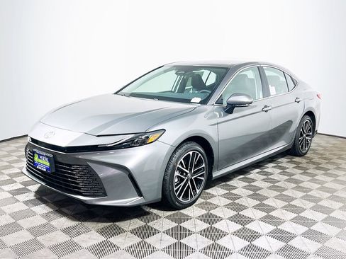 New 2026 Toyota Camry XLE AWD/4WD image 4