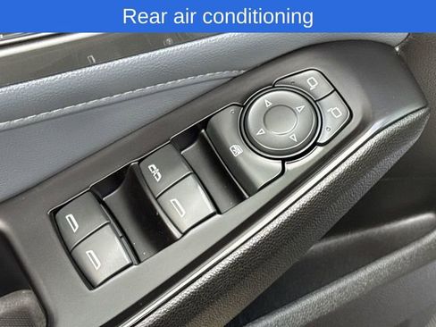 Used 2019 Chevrolet Traverse LT w/ LT Premium Package image 16