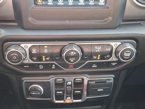 Certified 2021 Jeep Wrangler Unlimited Sport image 15