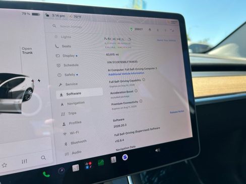Used 2020 Tesla Model 3 Long Range AWD/4WD image 24