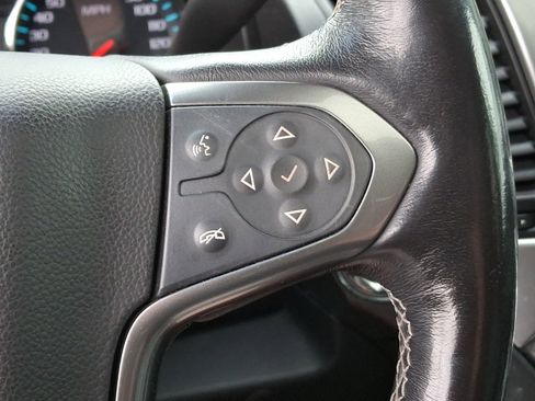Used 2018 Chevrolet Suburban LT AWD/4WD image 25