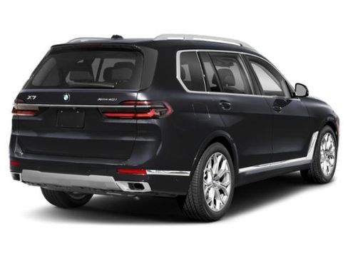Used 2024 BMW X7 xDrive40i w/ M Sport Package image 2