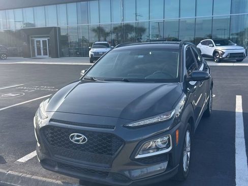Used 2018 Hyundai Kona SEL FWD image 4