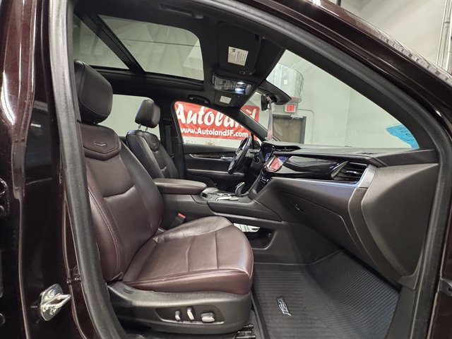 Used 2021 Cadillac XT6 Premium Luxury AWD/4WD image 10