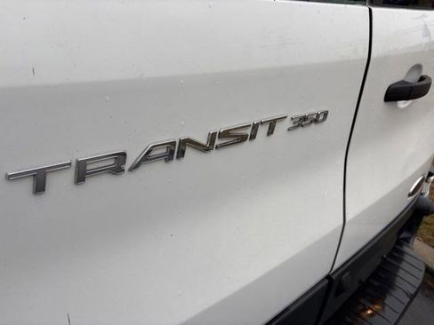 Used 2017 Ford Transit 350 XLT image 35