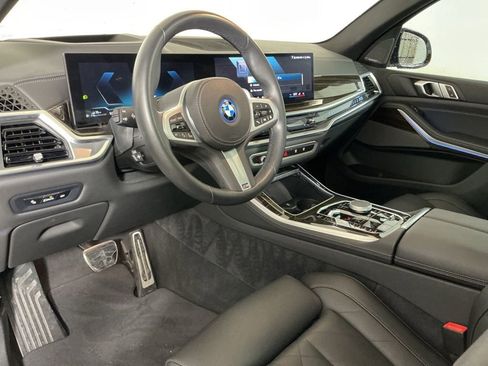Certified 2025 BMW X5 xDrive50e w/ M Sport Package AWD/4WD image 25