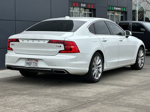Used 2017 Volvo S90 T6 Momentum w/ Vision Package AWD/4WD image 3