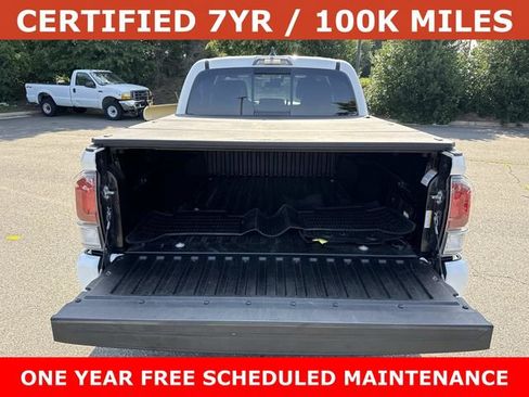 Used 2023 Toyota Tacoma TRD Sport AWD/4WD image 12