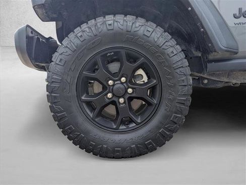 Used 2022 Jeep Wrangler Willys image 21