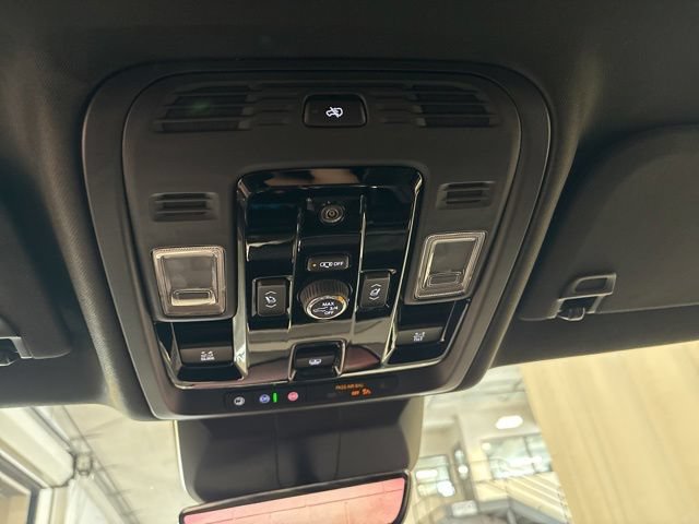 Used 2025 Cadillac Escalade Sport w/ Touring Package AWD/4WD image 24
