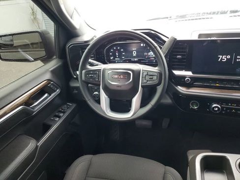 Used 2023 GMC Sierra 1500 Elevation AWD/4WD image 14