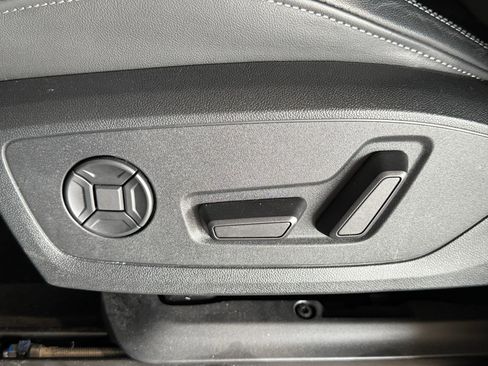 Used 2024 Audi Q3 2.0T Premium AWD/4WD image 8