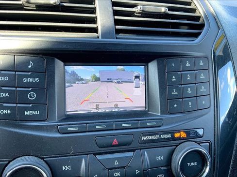 Used 2019 Ford Explorer XLT AWD/4WD image 21