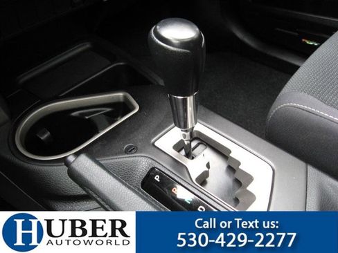 Used 2018 Toyota RAV4 XLE image 9