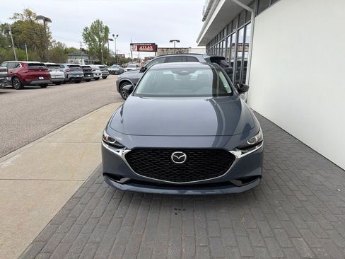 Certified 2025 MAZDA MAZDA3 s AWD/4WD image 2