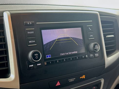 Used 2017 Honda Pilot LX image 21