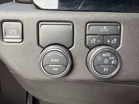 Used 2024 Chevrolet Silverado 1500 RST w/ LPO, Dark Essentials Package image 28