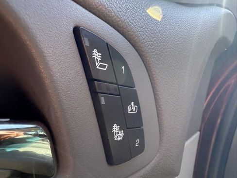 Used 2008 Chevrolet Avalanche LTZ w/ LTZ Preferred Equipment Group image 13