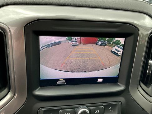 Used 2020 Chevrolet Silverado 1500 Custom w/ Custom Value Package image 19