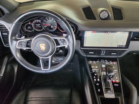 Used 2019 Porsche Cayenne AWD/4WD image 28