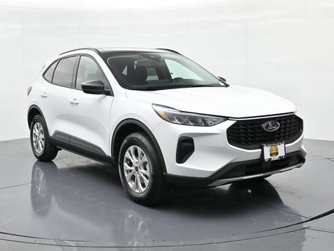 New 2026 Ford Escape Active w/ Active Premium Tech Pack AWD/4WD image 4