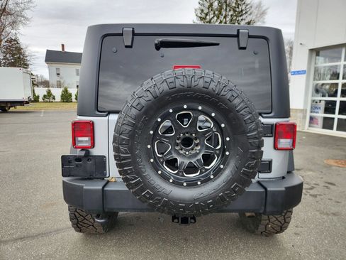 Used 2015 Jeep Wrangler Unlimited Sport w/ Quick Order Package 23S AWD/4WD image 13