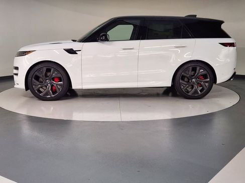 New 2025 Land Rover Range Rover Sport Dynamic SE image 5