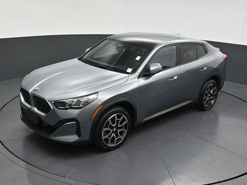 Used 2025 BMW X2 xDrive28i w/ Convenience Package AWD/4WD image 15