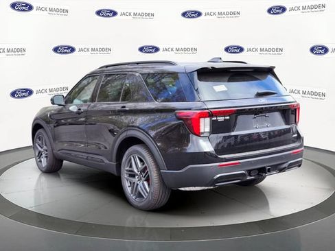 New 2026 Ford Explorer ST-Line w/ ST-Line Street Pack AWD/4WD image 3