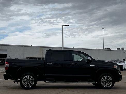 Used 2020 Toyota Tundra Platinum image 3