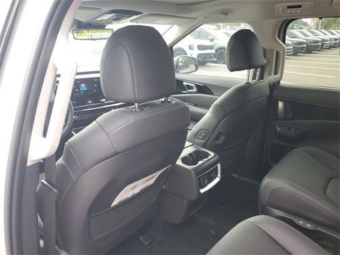New 2026 Kia Carnival SX Prestige image 17