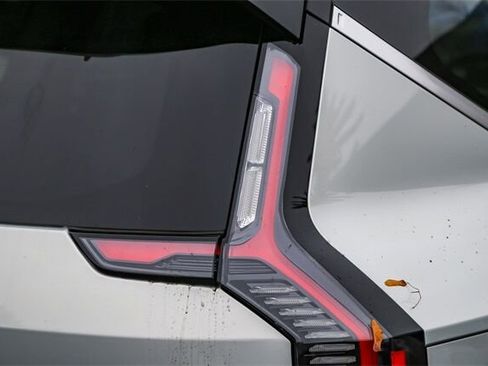 New 2026 Kia EV9 Wind image 9