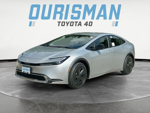 New 2026 Toyota Prius Plug-In Hybrid image 2