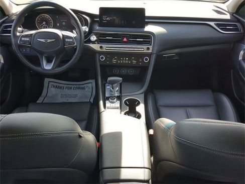 Used 2025 Genesis G70 2.5T image 39