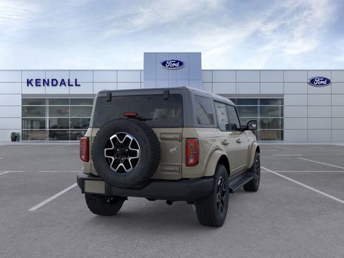 New 2025 Ford Bronco Outer Banks image 8