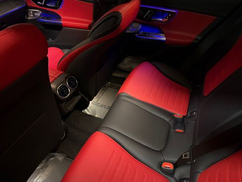New 2026 Mercedes-Benz GLC 300 image 11
