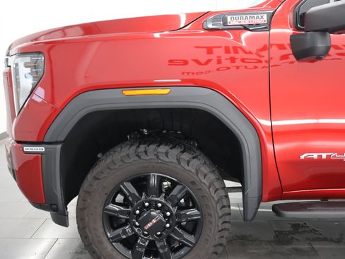 Used 2025 GMC Sierra 2500 AT4 w/ AT4 Premium Plus Package AWD/4WD image 42