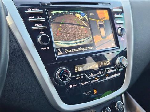 Used 2015 Nissan Murano Platinum w/ Platinum Technology Package FWD image 9