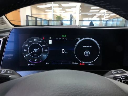 Used 2024 Kia Sportage SX AWD/4WD image 14