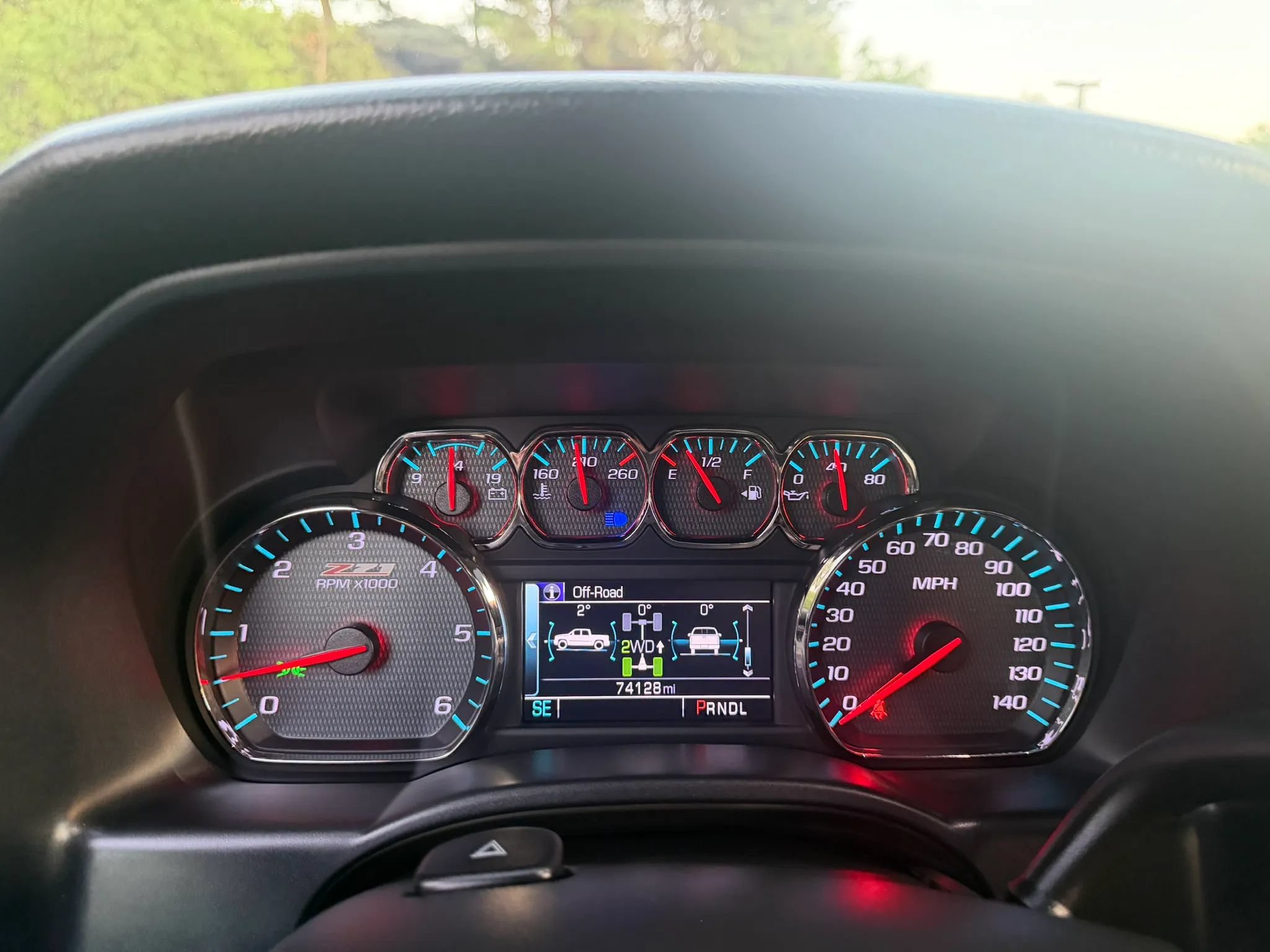Used 2017 Chevrolet Silverado 1500 LT w/ All Star Edition AWD/4WD image 28