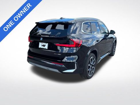 Used 2025 BMW X1 xDrive28i AWD/4WD image 3
