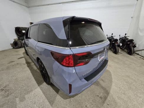 Used 2025 Honda Odyssey Sport-L image 4